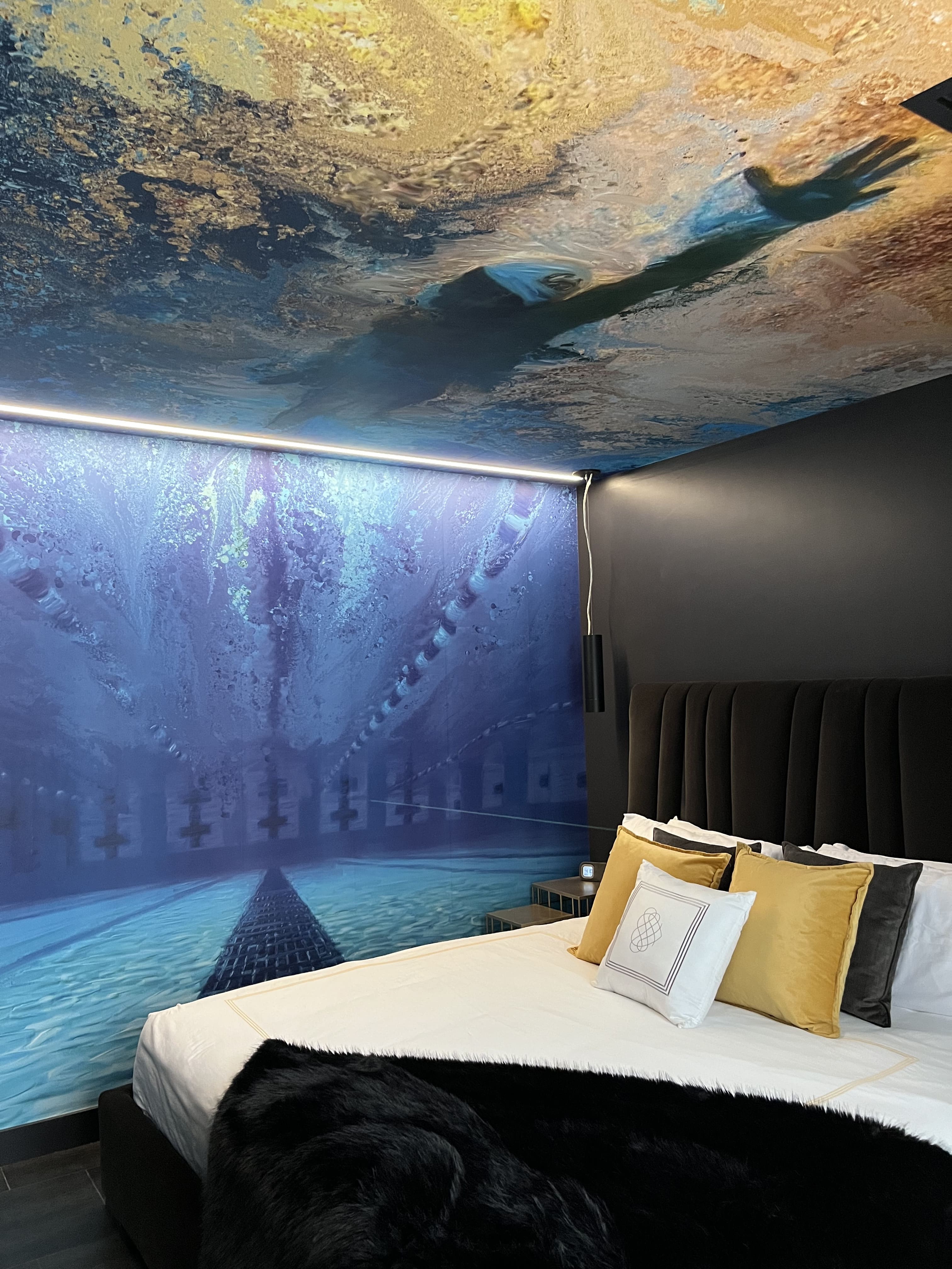 HOTEL10 Suite 10 Bedroom