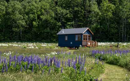 Reconnect with Nature and Stay in a Mobile "Tiny House"