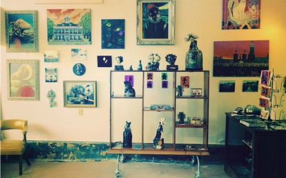 Furniture,Indoors,Room