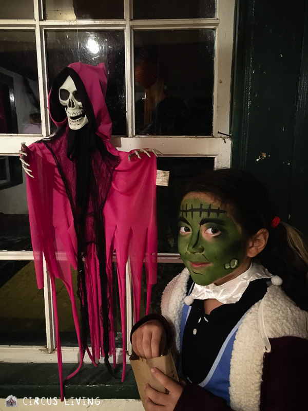The Haunted Village of Qu&eacute;b&eacute;cois d&rsquo;Antan